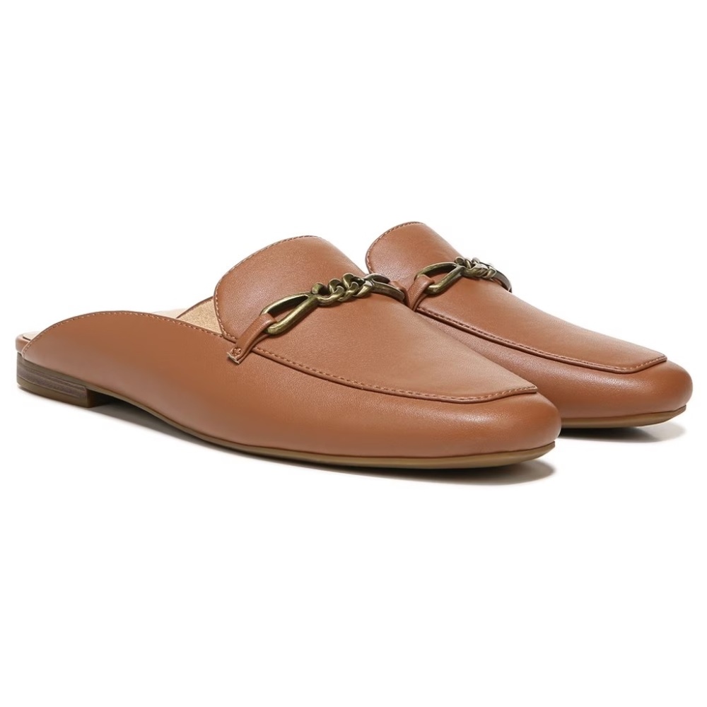 NIB Naturalizer Kayden Mule in English Tea (Tan) Faux Leather